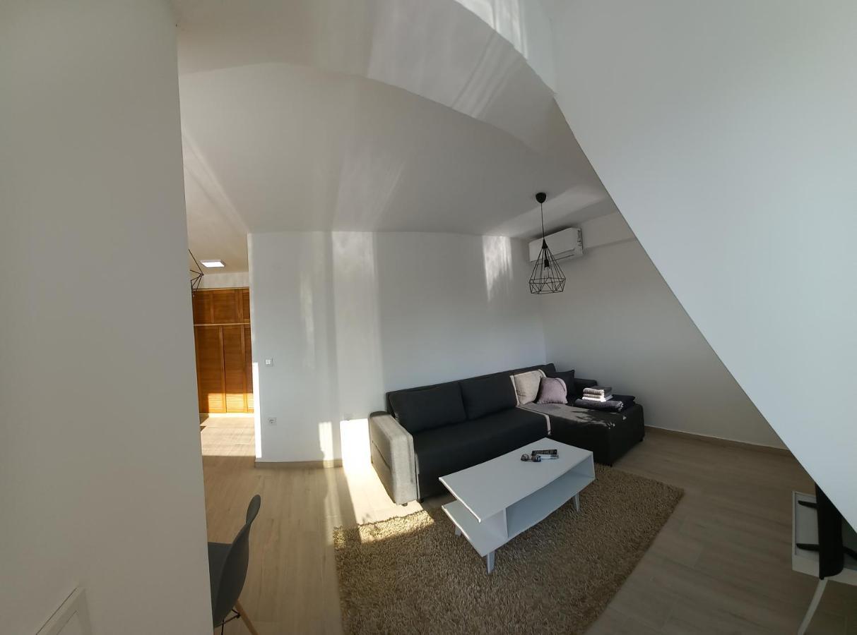 Studio Close To Town Centar Skopie Exterior foto