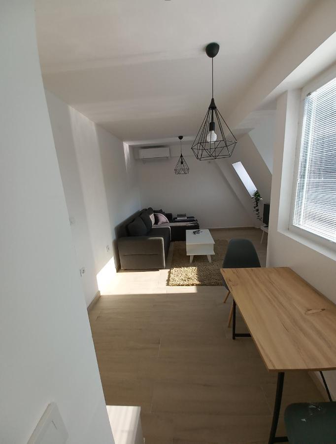 Studio Close To Town Centar Skopie Exterior foto